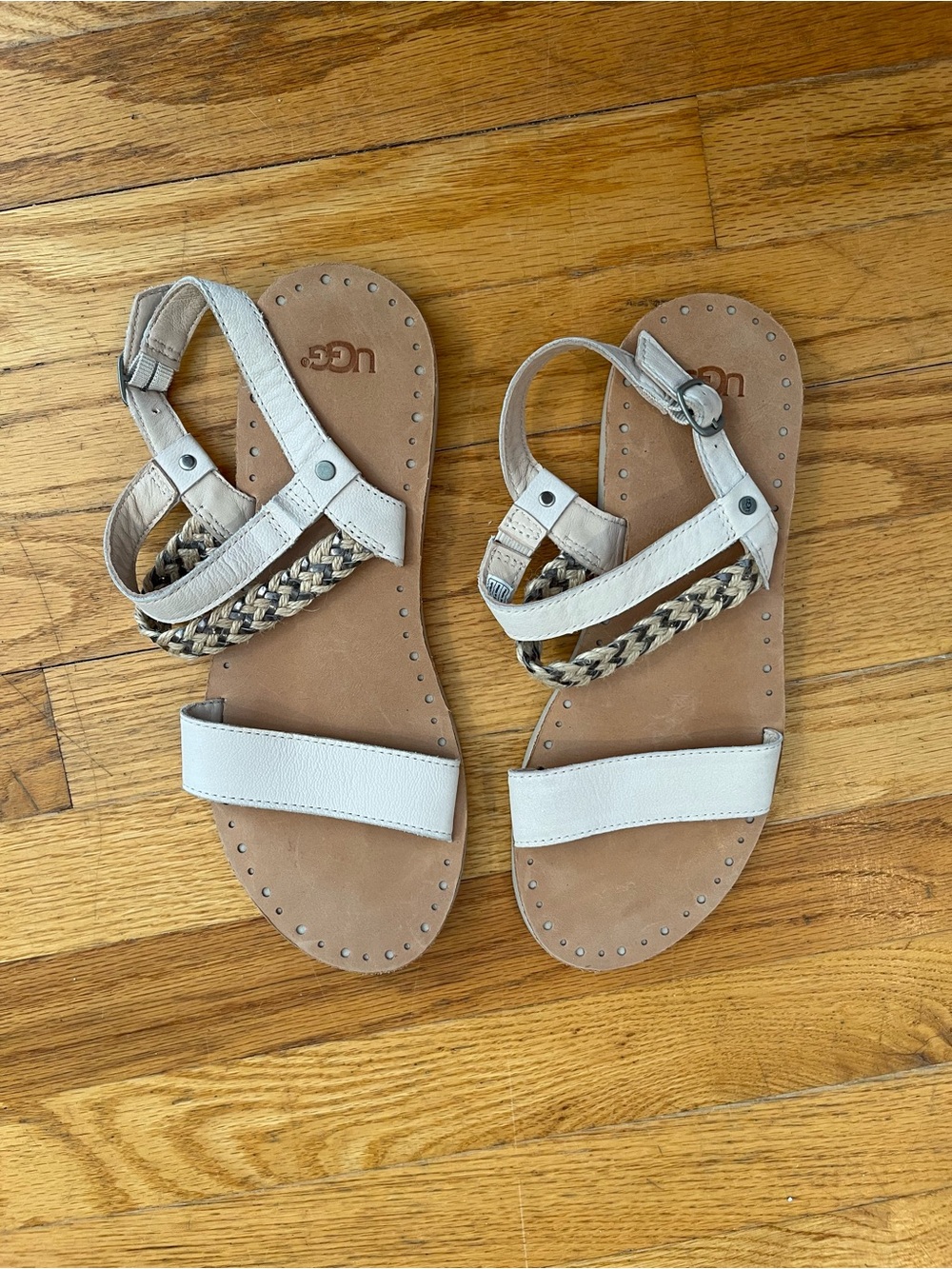 UGG Elin Braided Leather Flat Sandals White Women's Size 9